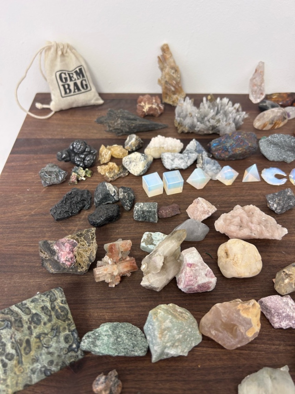 Large Crystal Collection Lot - Picture 3 of 7
